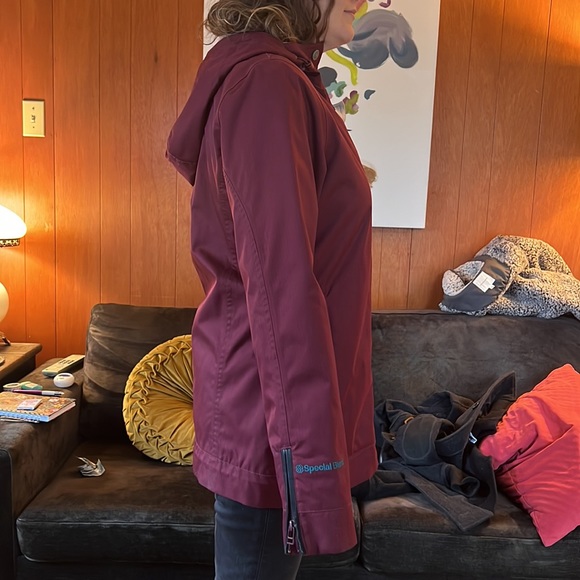 Special Blend Snowboard Ski Jacket Women’s Medium Cranberry Red - Picture 4 of 9
